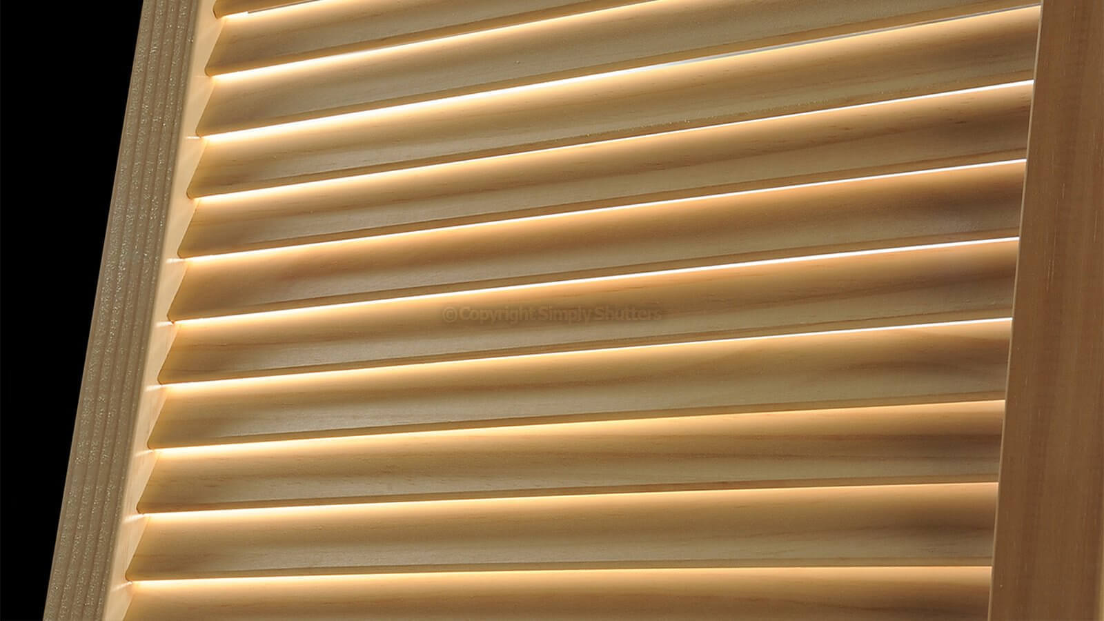 High Line Quality Araucaria Pine Internal Louvre Door