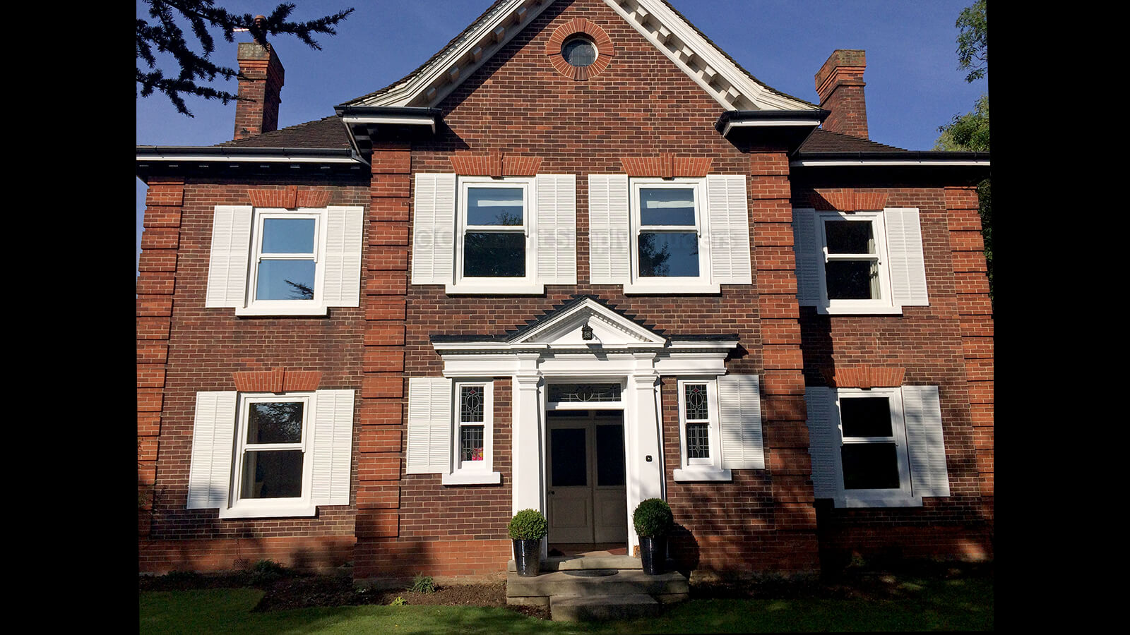 Extrawide Traditional Louvre Shutters Extrawide Traditional Louvre Shutters